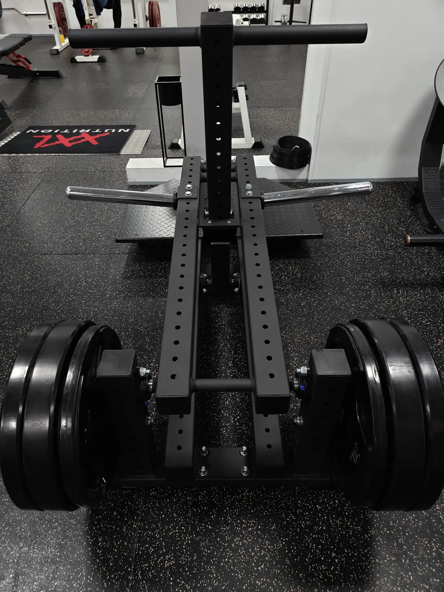 beltsquat om benen en billen te trainen zonder je rug te belasten